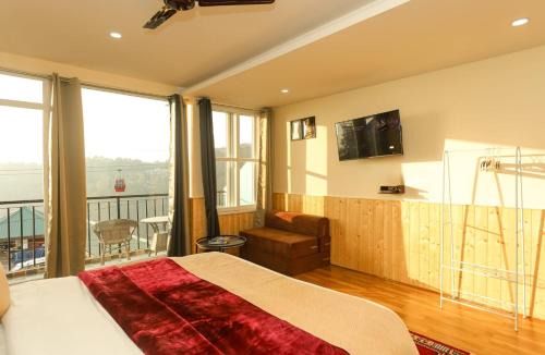 Dharamshala Bed & Breakfast | Himalayan Suite
