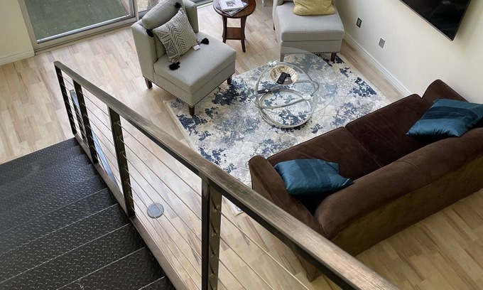 Raynolds Addition Condo | Hip Modern Loft in Downtown Albuquerque