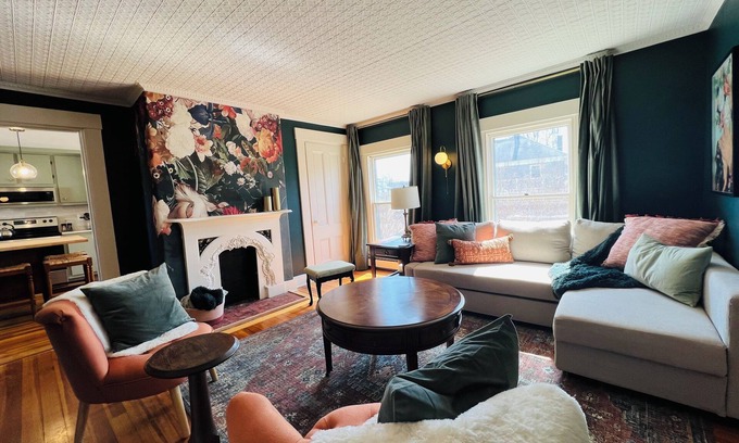 Biddeford Apartment | Historic 2-bedroom apartment with WiFi, AC in Downtown Biddeford