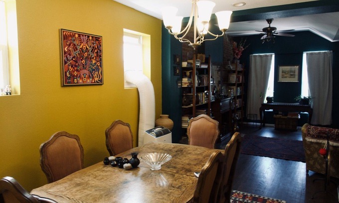 Whittier House | Historic 3 bedroom Home in the Center of Denver