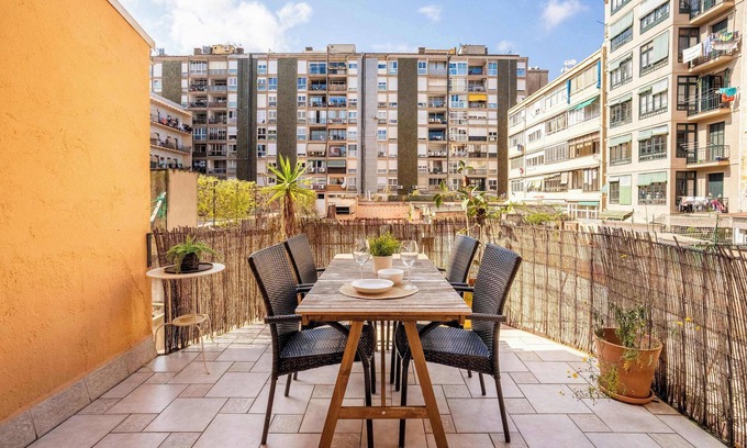Esquerra de l'Eixample Apartment | Historic apartment with private terrace in Example