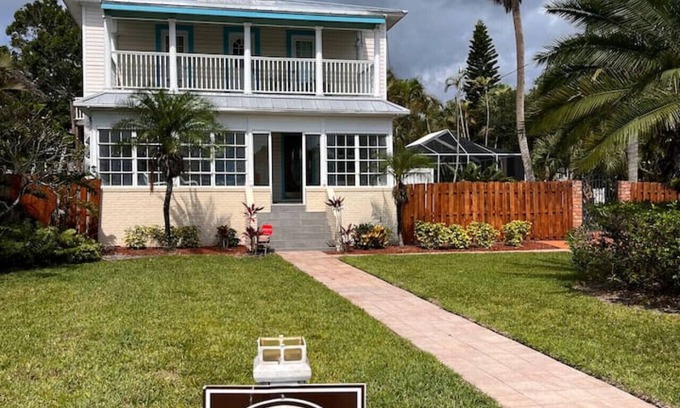 Sebastian House | Historic Braddock House