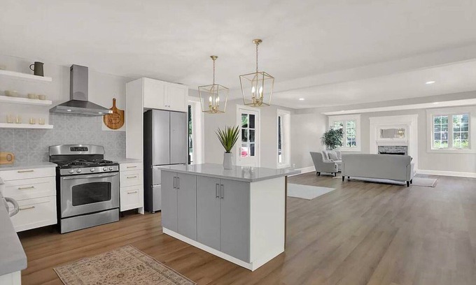 Carmel House | Historic Carmel Home! Location!