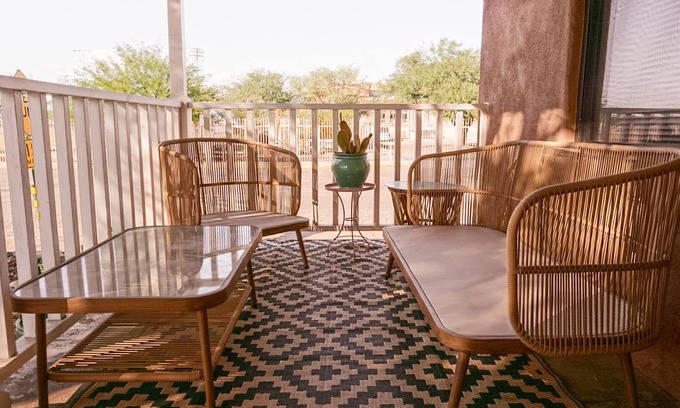 Iron Horse House | Historic Charm + Modern Amenities Downtown/UA/Gem Show