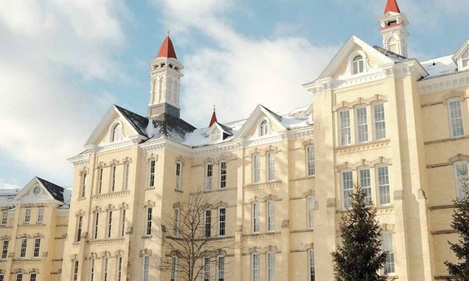 Traverse City Condo | Historic Condo with Views of Old State Hospital!