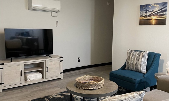 Disney Apartment | Historic Dam Hotel
