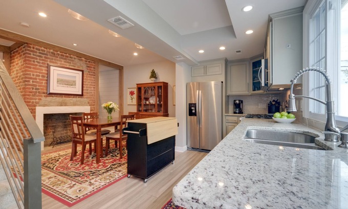 Old Town Fredericksburg House | Historic Downtown Gem - Walk to Everything!