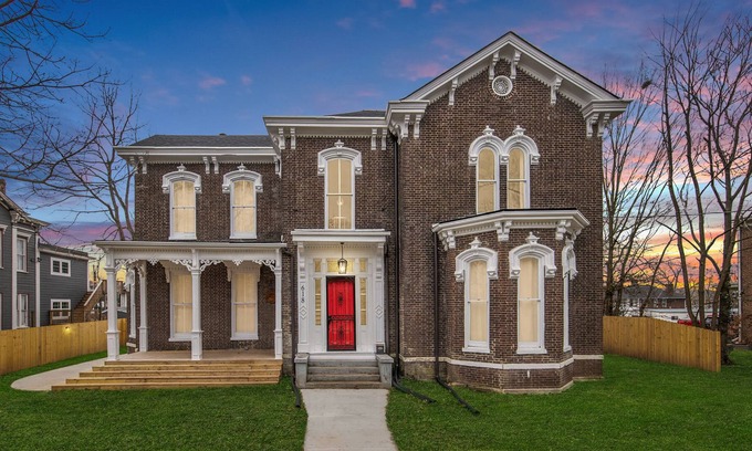 Georgetown Apartment | Historic Downtown Stay -Horse Park 11min/Ark 30min