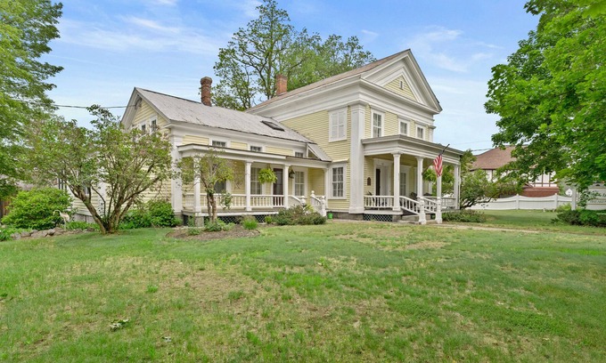 Chestertown House | Historic Greek Revival style home w/ screened in porch -near attractions!