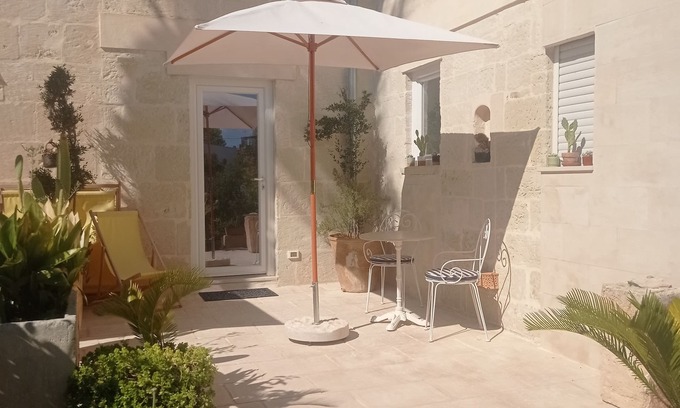 Centro Storico Bed & Breakfast | Historic home with a breathtaking garden in the heart of Salento