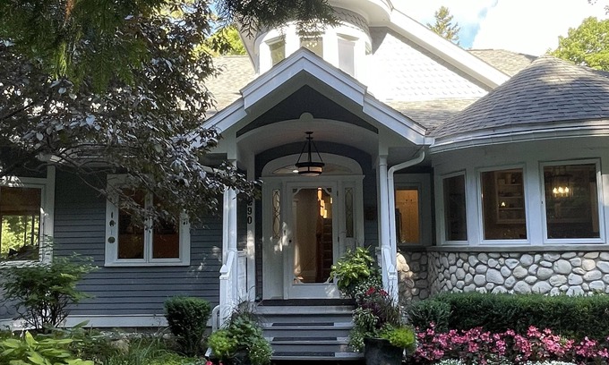 Mackinac Island State Park Cottage | Historic Mackinac Island Cottage