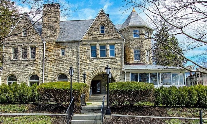 Ithaca House | Historic Mansion at Fountain Place in Downtown Ithaca