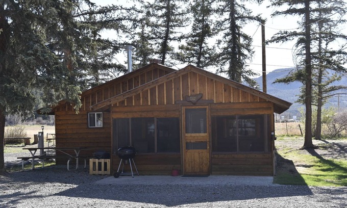 South Fork Cabin | Historic Moose Lodge Cabin