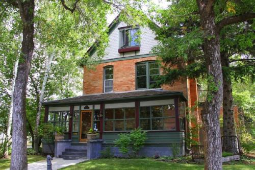 Bozeman House | Historic Neighborhood 2 Blocks From Downtown Bozeman,