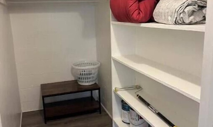 Valdosta Apartment | Historic Peaceful Apt near VSU & SGMC