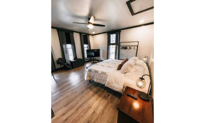 New Albany Apartment | Historic residence w/laundry, firepit and charm!