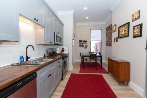 Manchester Apartment | Historic & Sophisticated Walk to Casino Stadiums