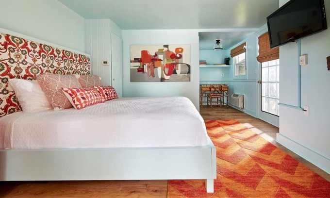 Lenox Bed & Breakfast | Historic Susan B. Anthony Room - Cozy & Charming Stay