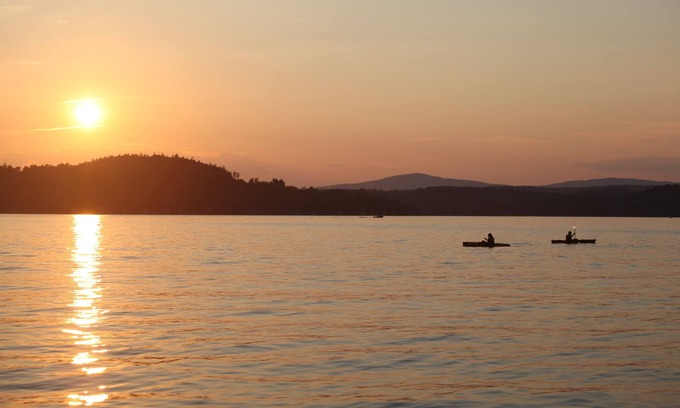 Newport House | ⭐ Historic & Unique Lodge.Minutes To The Winter Fun of Mount Sunapee! ⭐ 🎿
