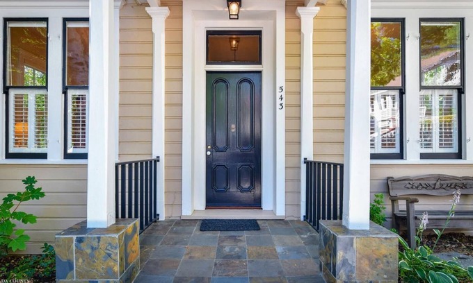 Nevada City Cottage | Historic Victorian cottage