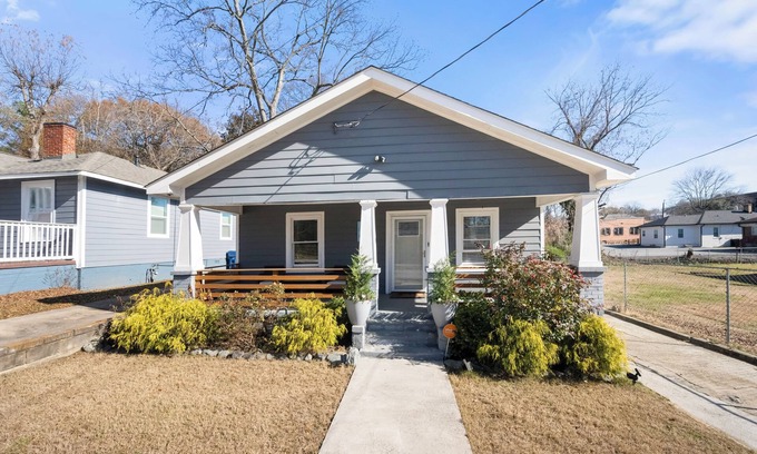 Washington Park House | Historic Westside Gem - Backyard Oasis