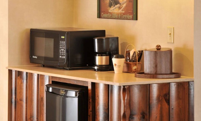 St. Joseph Hotel | Historical Stays with Modern Amenities & River Trail Access