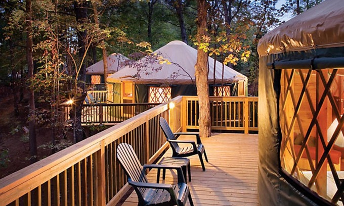 Gordonsville Cabin | History comes alive near the rustic Shenandoah Valley. The Great Outdoors awaits