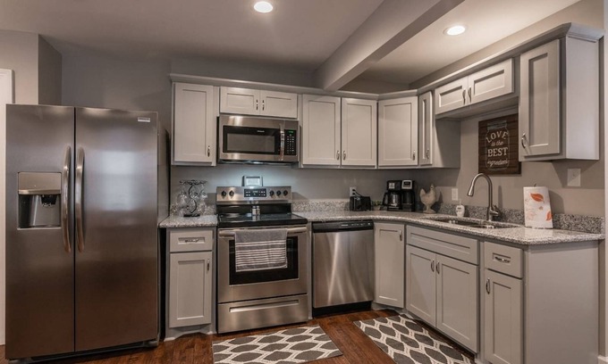 Gallatin House | Hite Place, Gallatin TN