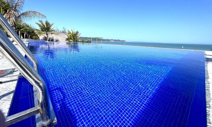 Xuan Canh Hotel | Hoa Loi Resort