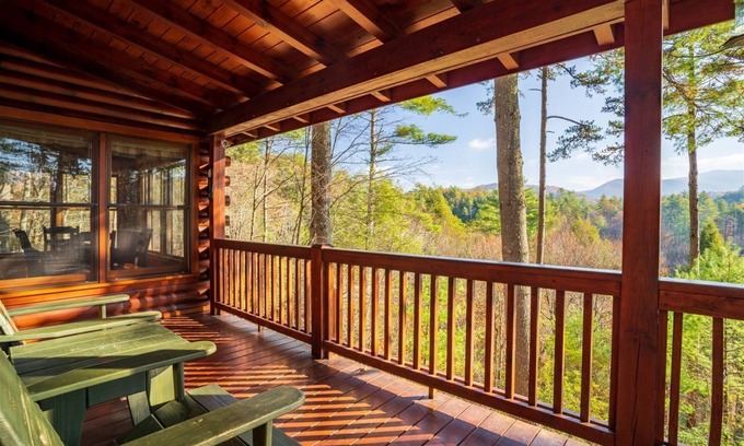 Cherry Log Cabin | Hog Heaven - Cherry Log GA