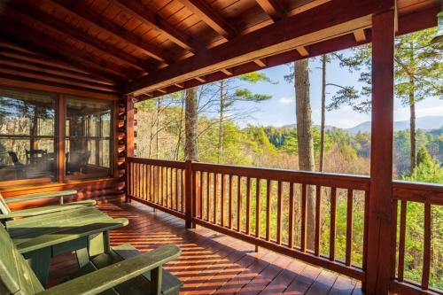 Cherry Log House | Hog Heaven - Cherry Log GA - Pet Friendly Cabin