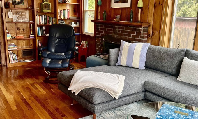 Rockport House | Holbrook House: Charming Rockport Village House, Walk To Everything!