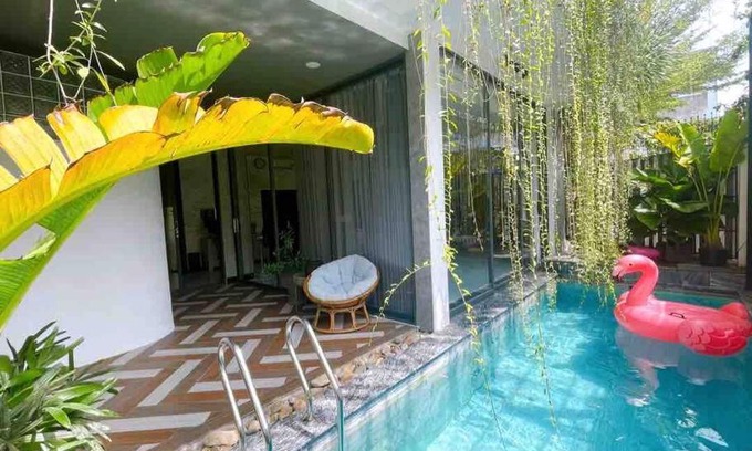 Nha Trang Villa | Holi Cheerful Pool Villa