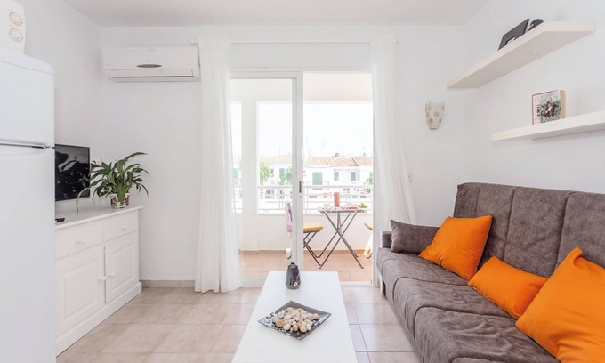 Cala en Blanes Apartment | Holiday Apartment "Cala'n Blanes Park 228" with Shared Pool, Balcony and Air Conditioning.