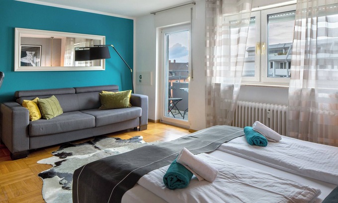 Bruhl-Guterbahnhof Apartment | Holiday Apartment 'Freiburg Zähringen' with Balcony and Wi-Fi