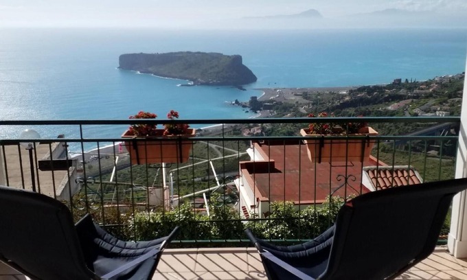 San Nicola Arcella Apartment | Holiday apartment Guardia Piemontese for 1 - 2 persons with 1 bedroom - Row house