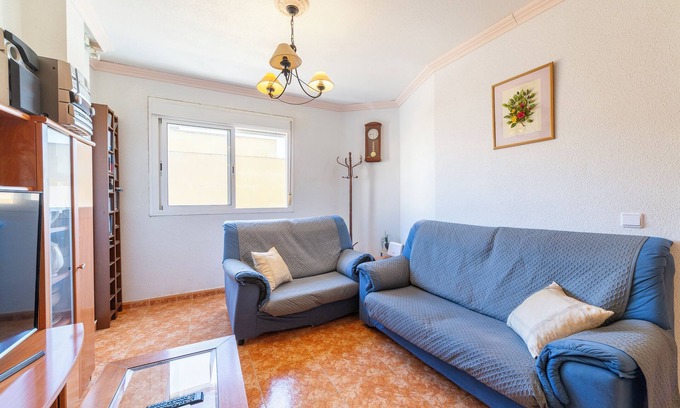 Roquetas de Mar Apartment | Holiday Apartment 'Edificio Merlin' with A/C & Wi-Fi