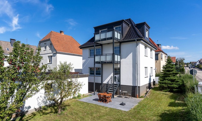 Oerlinghausen Apartment | Holiday apartment-private bathroom-attic