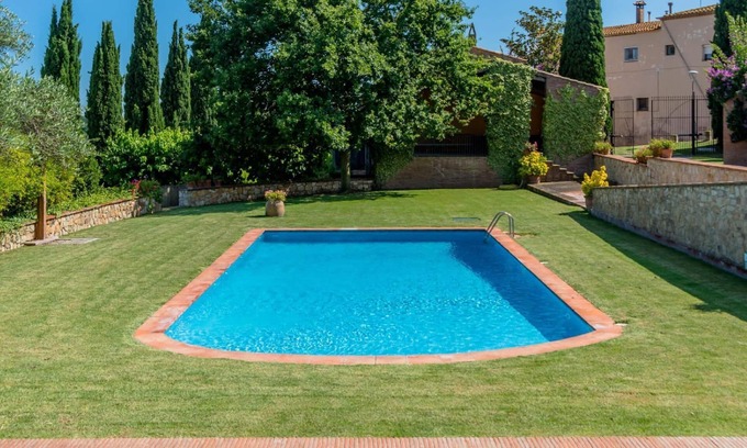 Albons Apartment | Holiday apartment Albons for 1 - 6 persons with 3 bedrooms - Row house