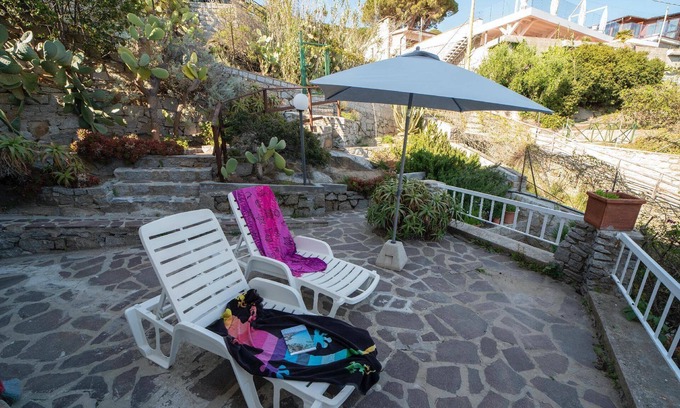 Cavoli Apartment | Holiday apartment Cavoli for 1 - 2 persons - Holiday apartment in one or multi-family house