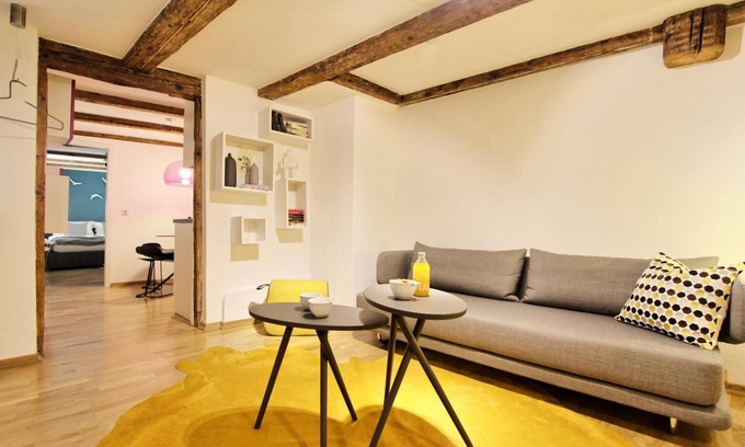Altstadt Apartment | Holiday Apartment 'Constance' with Wi-Fi