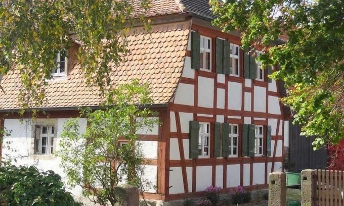 Ickelheim Apartment | Holiday apartment Bad Windsheim for 2 - 5 persons with 4 bedrooms - Holiday apartment