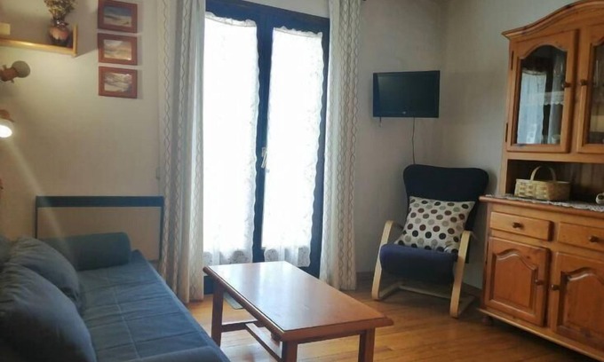 Pla de l'Ermita Apartment | Holiday apartment Caldes de Boi for 1 - 4 persons with 1 bedroom - Holiday apartment in one or multi