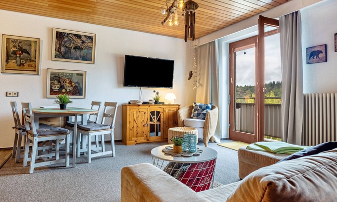 Bad Grund Apartment | Holiday Apartment "Grundblick" with Mountain View, Balcony & Wi-Fi