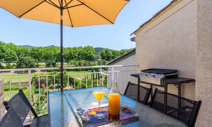 Herepian Apartment | Holiday apartment Hérépian for 1 - 6 persons with 2 bedrooms - Row house