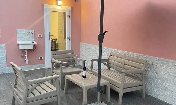 Ravenna Apartment | Holiday Apartment "Il Paradiso Holiday" with Private Terrace, A/C & Wi-Fi