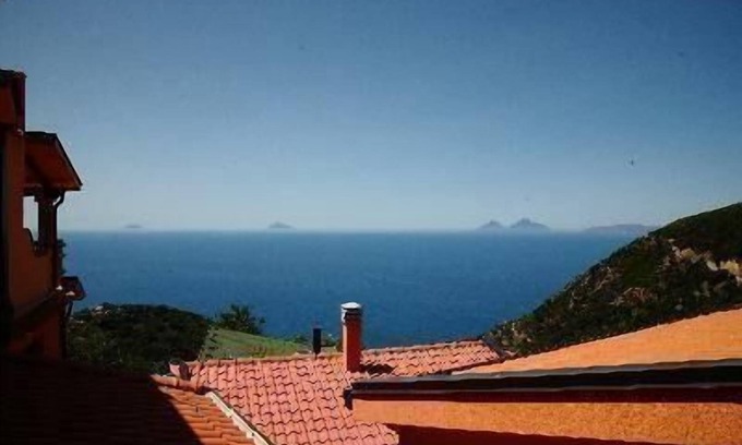 Santo Stefano Apartment | Holiday apartment Gioiosa Marea for 1 - 5 persons with 1 bedroom - Twin house
