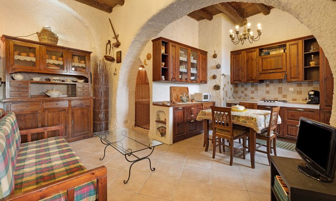 Vezzi Portio Apartment | Holiday Apartment "Pietra Romantica" with Private Terrace