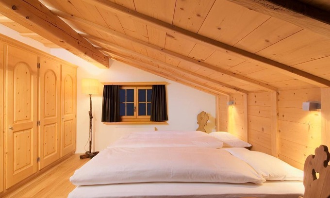 Klosters Platz Apartment | Holiday apartment Klosters for 1 - 5 persons with 2 bedrooms - Holiday apartment