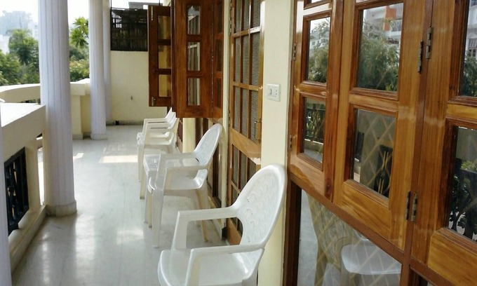 Gomti Nagar House | Holiday apartment Lucknow for 1 - 4 persons with 2 bedrooms - Holiday house